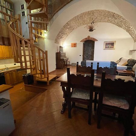 Happy House - Porta San Giacomo Apartment Assisi Bagian luar foto