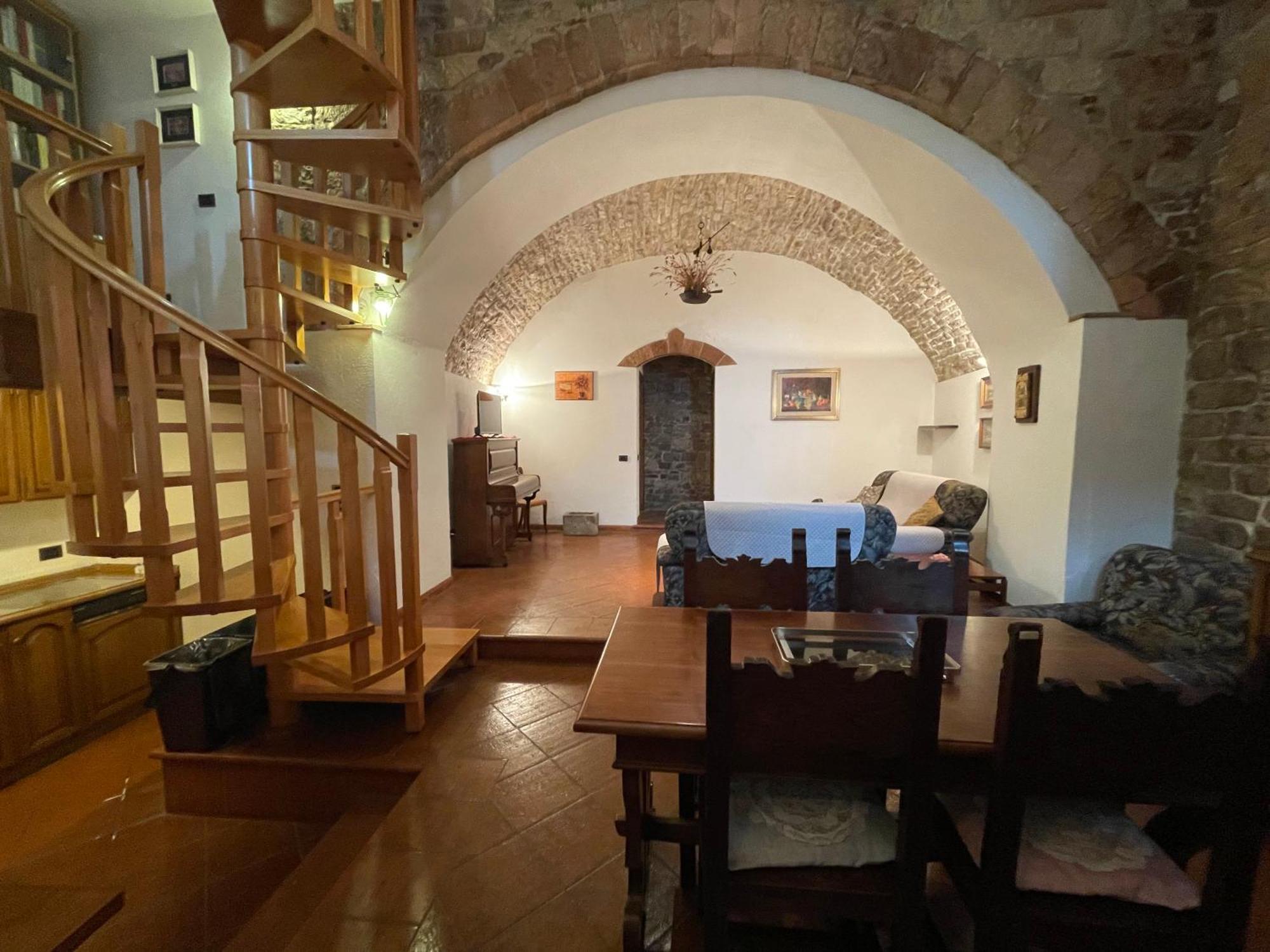 Happy House - Porta San Giacomo Apartment Assisi Bagian luar foto